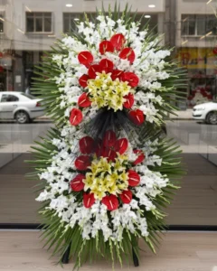 تاج گل دوطبقه ترحیم با گل آنتریوم، لیلیوم و گلایل | کد 303